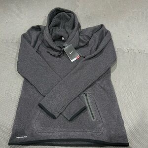 Nike therma fit hoodie